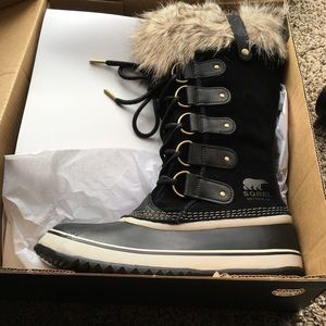 Sorel Joan of Arc Boots size 10